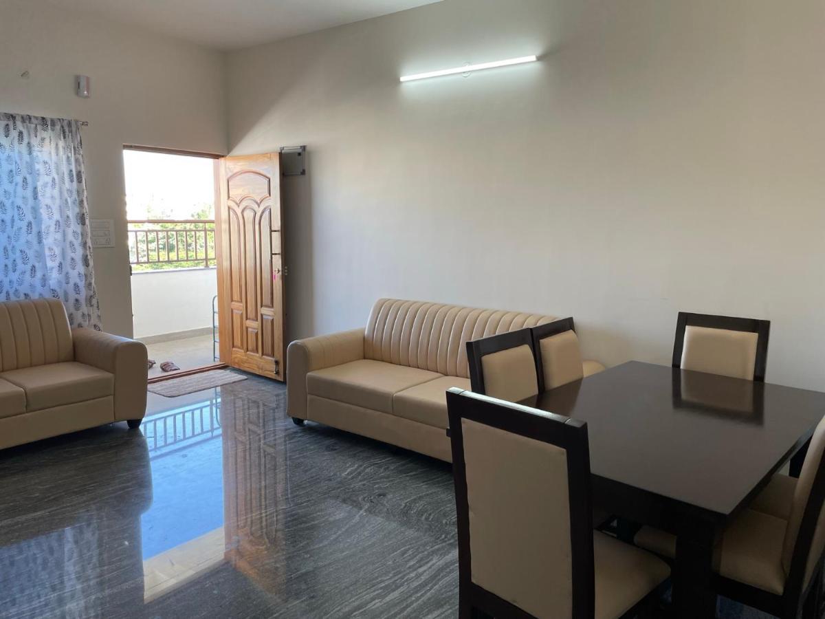 Sagar Niwas-1Bhk And 2Bhk Short Stay Flats - Nh Hcl Ec Bommasandra Μπανγκαλόρ Εξωτερικό φωτογραφία